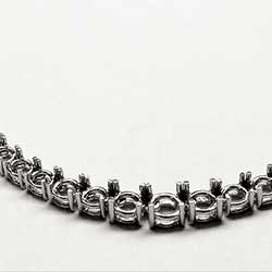 Blank 4 Prong Riviere Necklace Mounting in Platinum for Round Diamonds